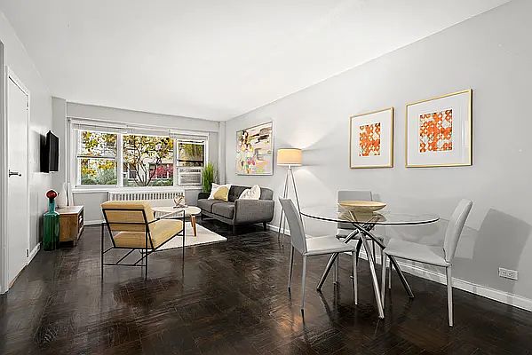 1st image of 415 E 52nd St APT 1AB