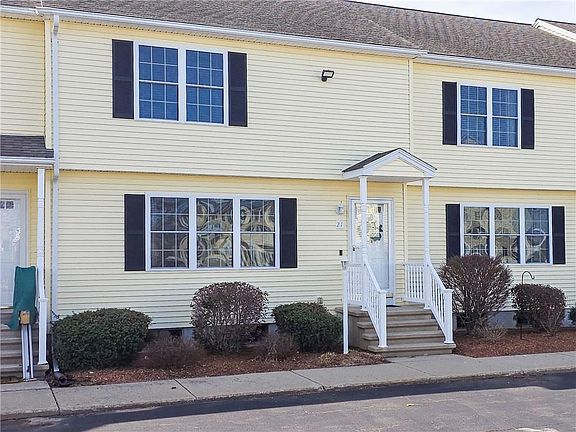 2nd image of 21 Hyde Ave #21