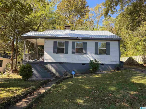 1114 Maplewood Pl, Anniston, AL 36207