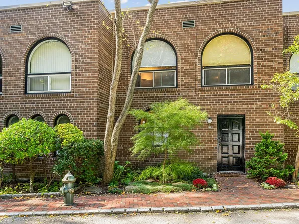 4475 Douglas Ave #Townhouse 13, Bronx, NY 10471