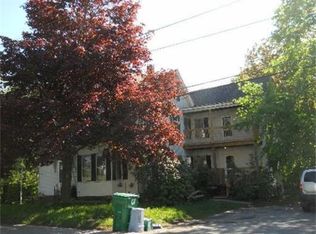 9 Pleasant St, Ashburnham, MA 01430