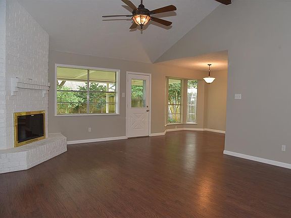 3rd image of 1904 Winding Creek Dr