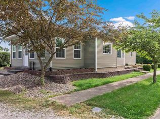 16 W Taylor Ave, Upland, IN