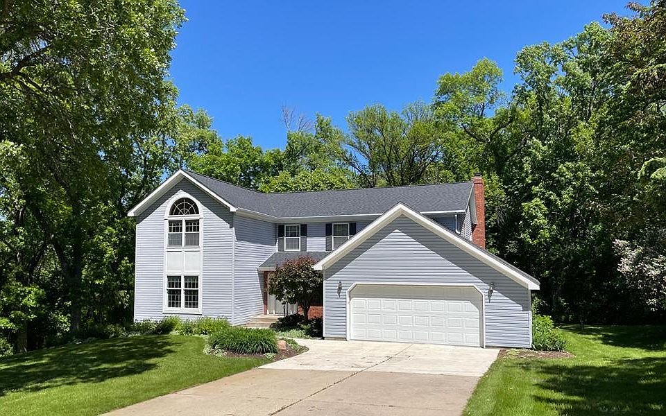 1st image of 22166 River Oaks Dr