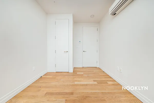 Rented by Nooklyn NYC LLC | media 22