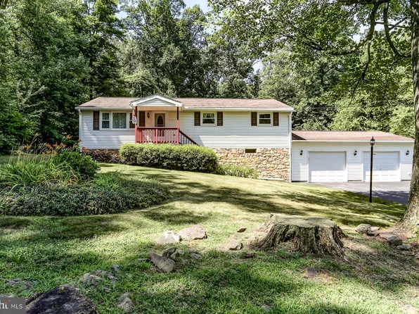 1006 Darlene Ave, Palmyra, PA 17078