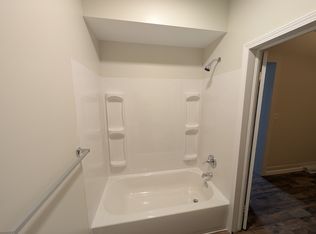 37 Congress St #B, West Salem, OH 44287