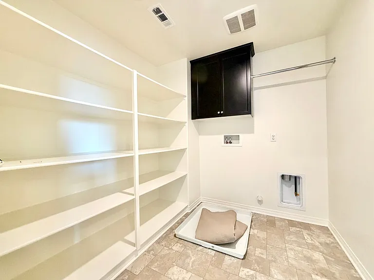 30136 Sutton Ct — Photo 25