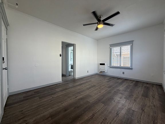 3rd image of 01-636 N Chestnut Ave #201