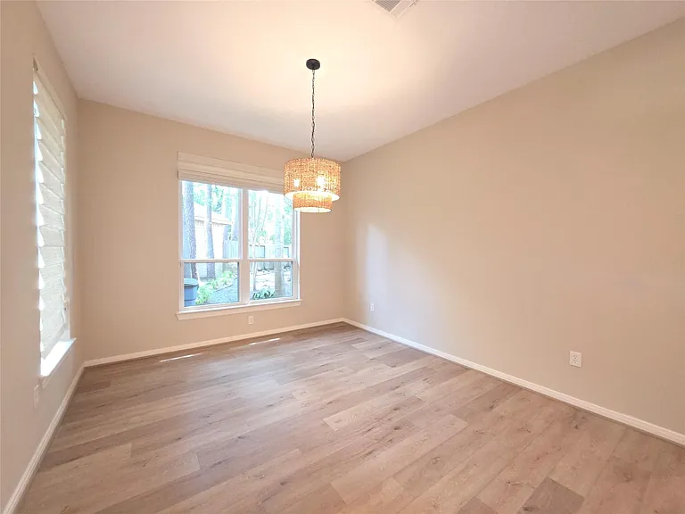 6 Cheshire Glen Ct — Photo 12
