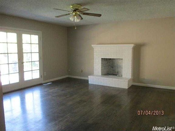 5th image of 5518 Fleetwood Dr