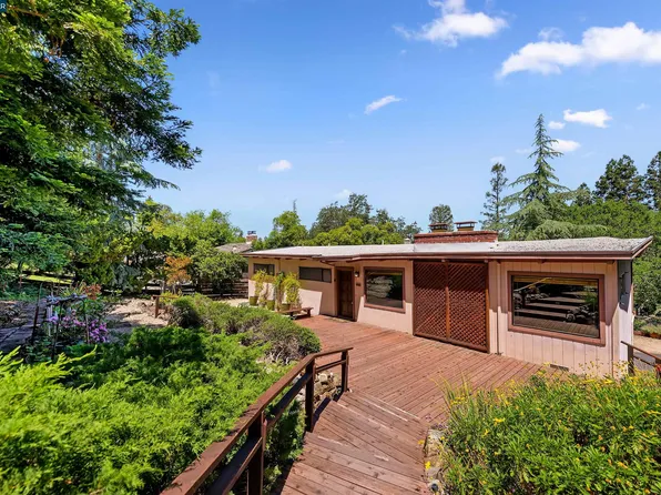 440 Summit Rd, Walnut Creek, CA 94598
