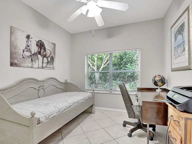 11723 Waterbend Ct — Photo 21