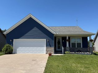 504 Cottonwood Cir, East Peoria, IL 61611