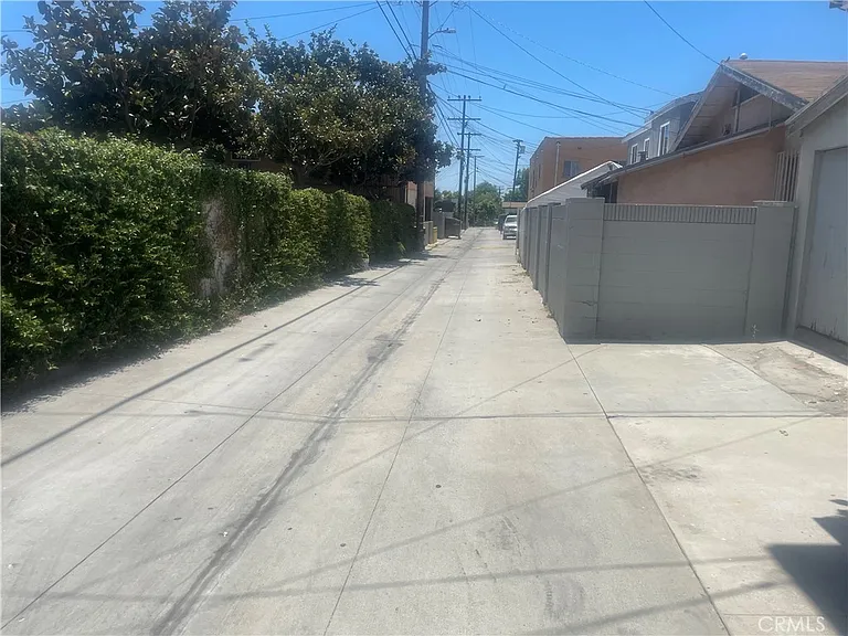 6510 Marbrisa Ave #B — Photo 18