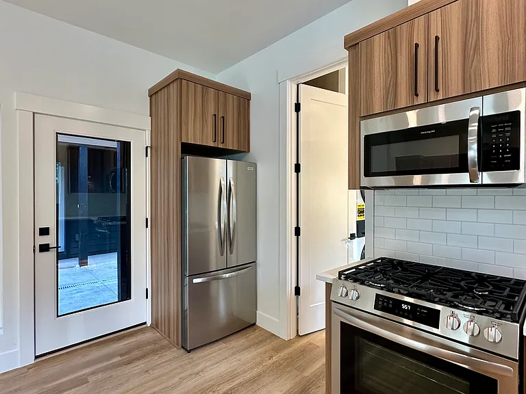 1453 NW Ogden Ave #2 — Photo 7