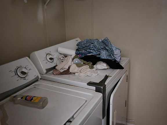 5th image of 1317 Keen St