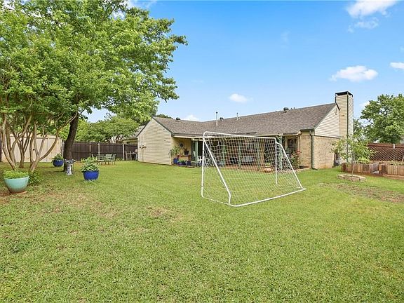 3rd image of 1716 Buckeye Dr