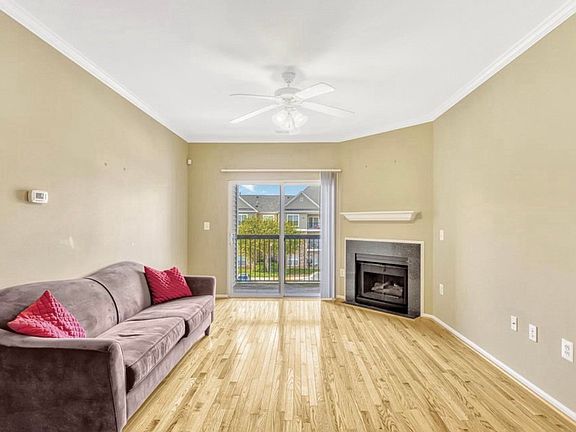 4th image of 5132 Brittney Elyse Cir APT I