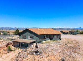 780 W Willow Wind Trl, Paulden, AZ 86334