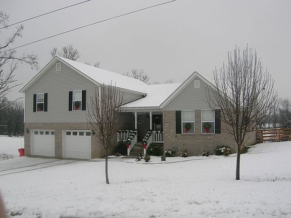 3rd image of 272 Bonnie Dr
