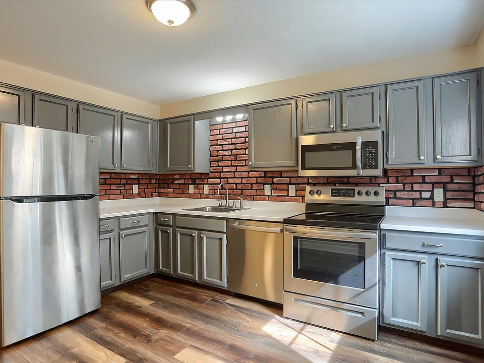 729 Old Silver Spring Rd