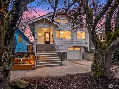 604 N 44th Street, Seattle, WA, 98103