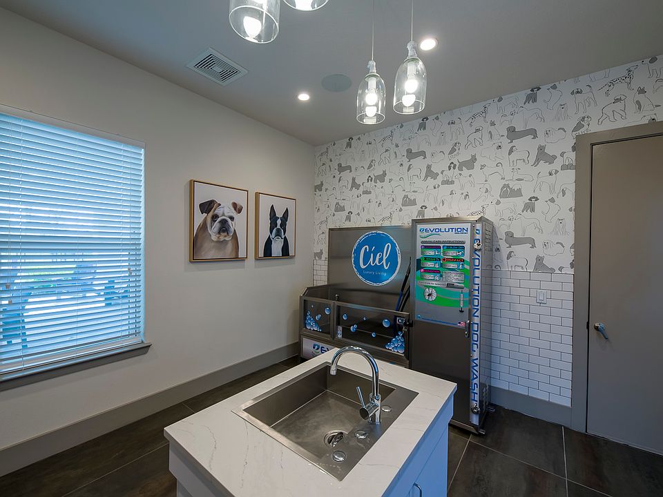 Ciel Luxury Apartments ; Pet Spa