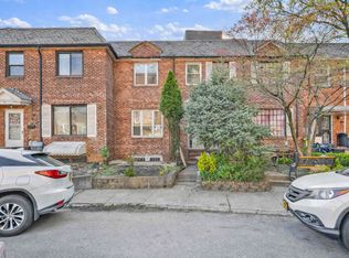 3319 143rd St, Flushing, NY 11354