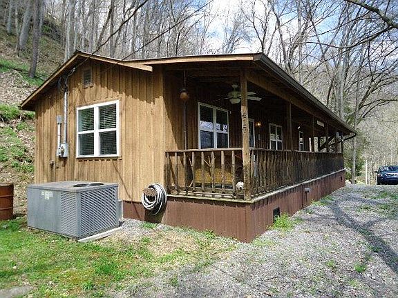 2nd image of 417 Dryden Ln