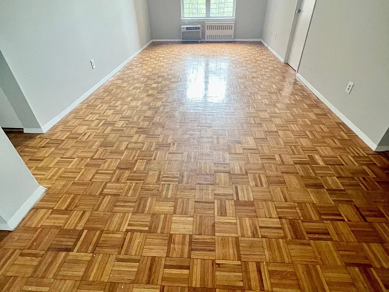 4430 Douglaston Pkwy #6G — Photo 8
