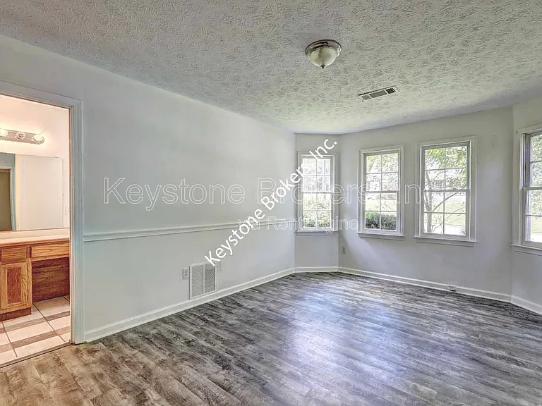 9166 Tara Dr SW — Photo 7