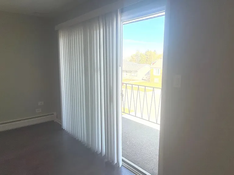 4644 Custer Ave #2N — Photo 10