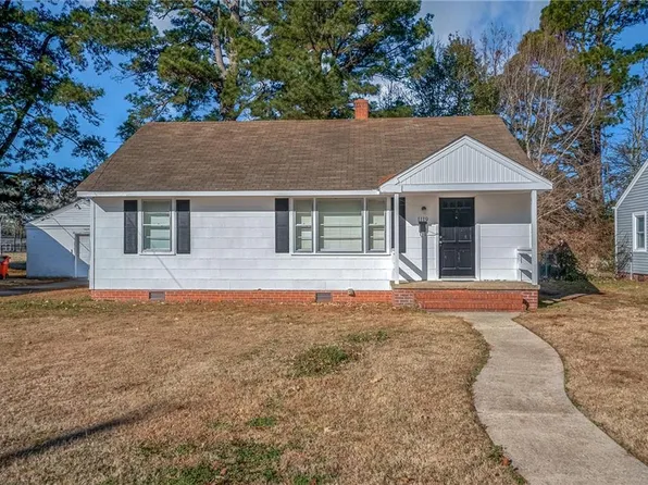 1119 Raleigh St, Elizabeth City, NC 27909