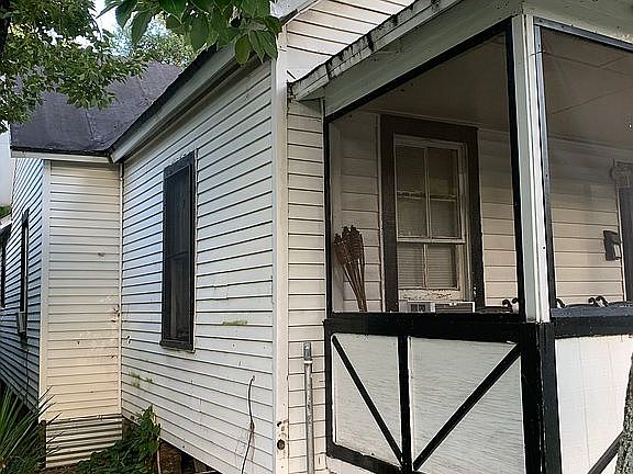 5th image of 1503 Evergreen Ave