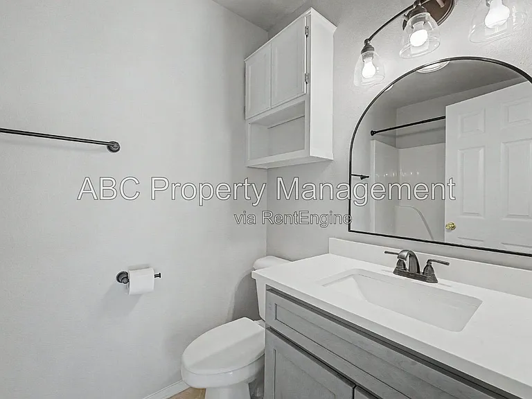 3345 W Essex Dr — Photo 16