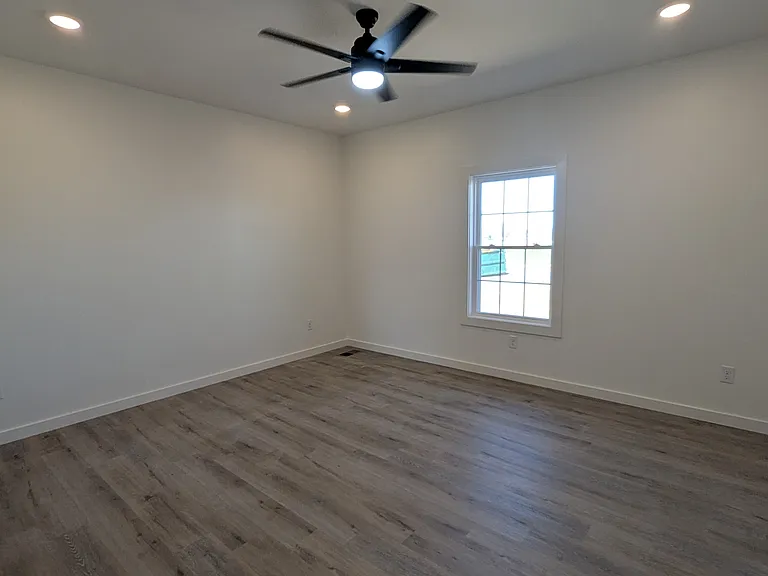 88 Amos Cir — Photo 7