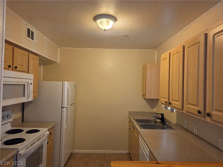 6955 N Durango Dr #3015 — Photo 4