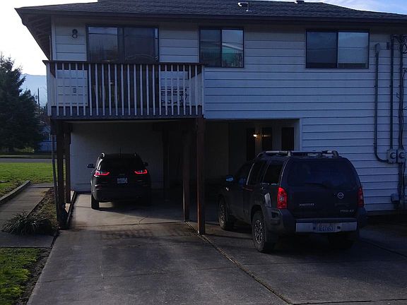 2nd image of 1127 W 6th St