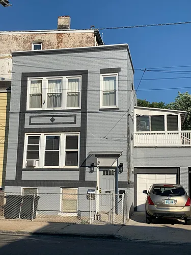 77 Laidlaw Ave #2 Photo 1 77 Laidlaw Ave #2 Photo 1