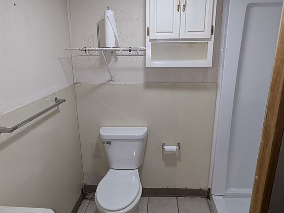 5th image of 1237 & 1239 Wyley Ave #1239