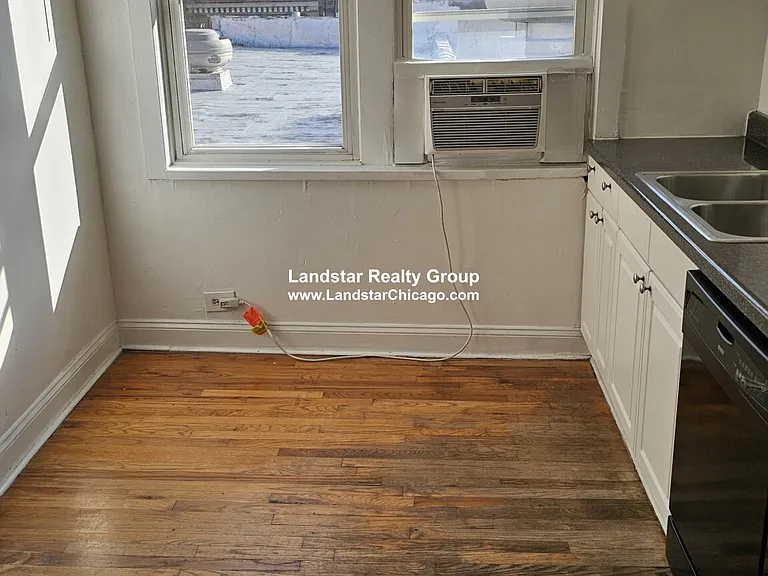 4409 N Kenneth Ave #3A — Photo 9