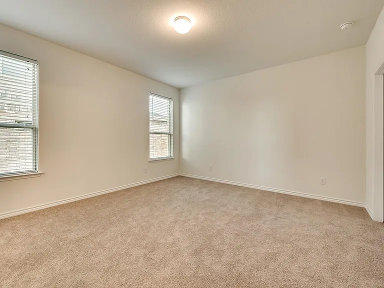 2708 Ryder Ln — Photo 15