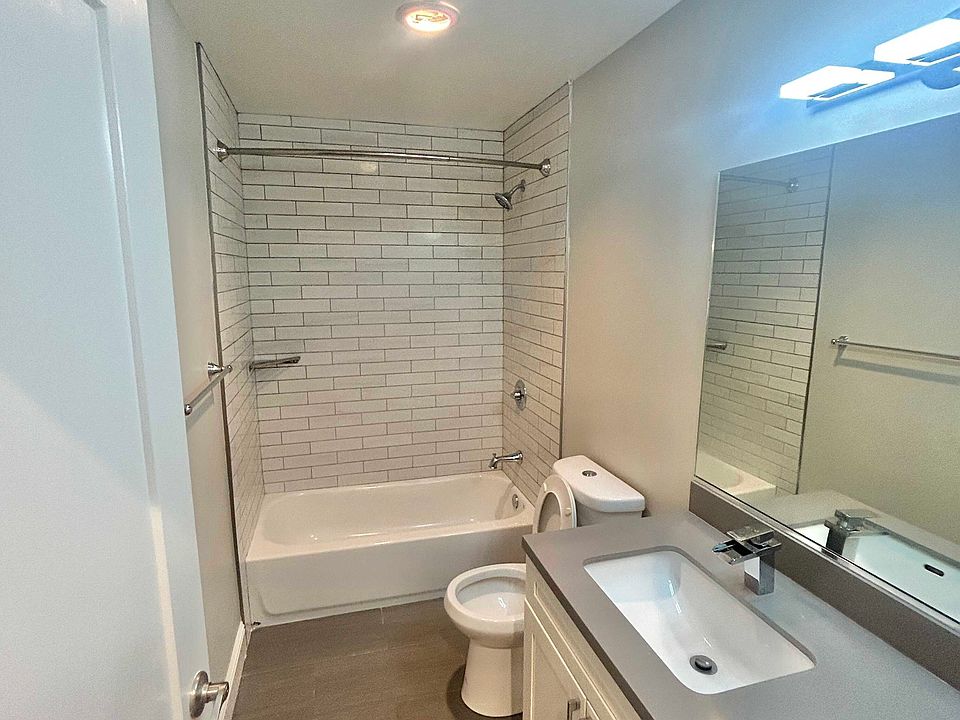 Photos from Unit #210. Same floor plan as Unit #310. Updated photos coming soon.