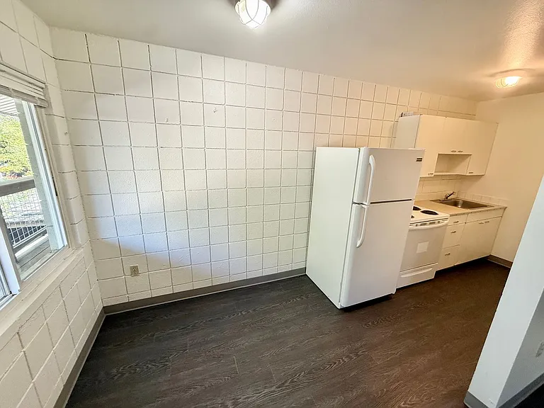 509 S Bryan Ave — Photo 22