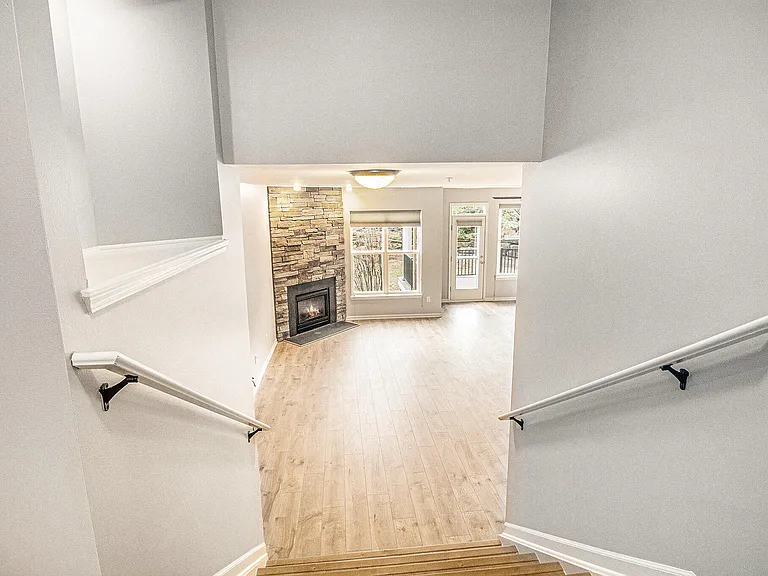 3138 Asher Rd — Photo 3