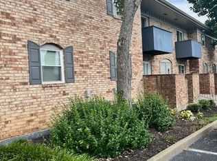 1076 Armstrong Mill Rd APT D, Lexington, KY 40517