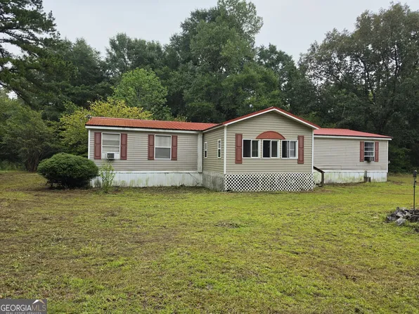 3594 Bennetts Landing Rd, Millen, GA 30442