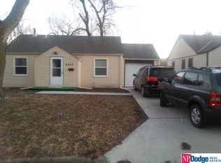 3313 Ernst St, Omaha, NE 68112