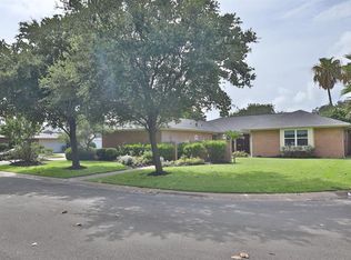 2602 Gerol Ct, Galveston, TX 77551